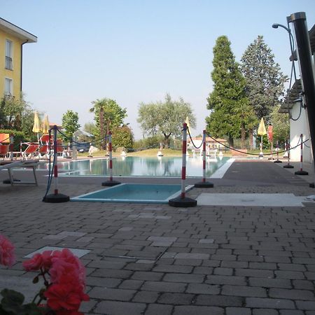 Hotel Mirabello Σιρμιόνε Εξωτερικό φωτογραφία