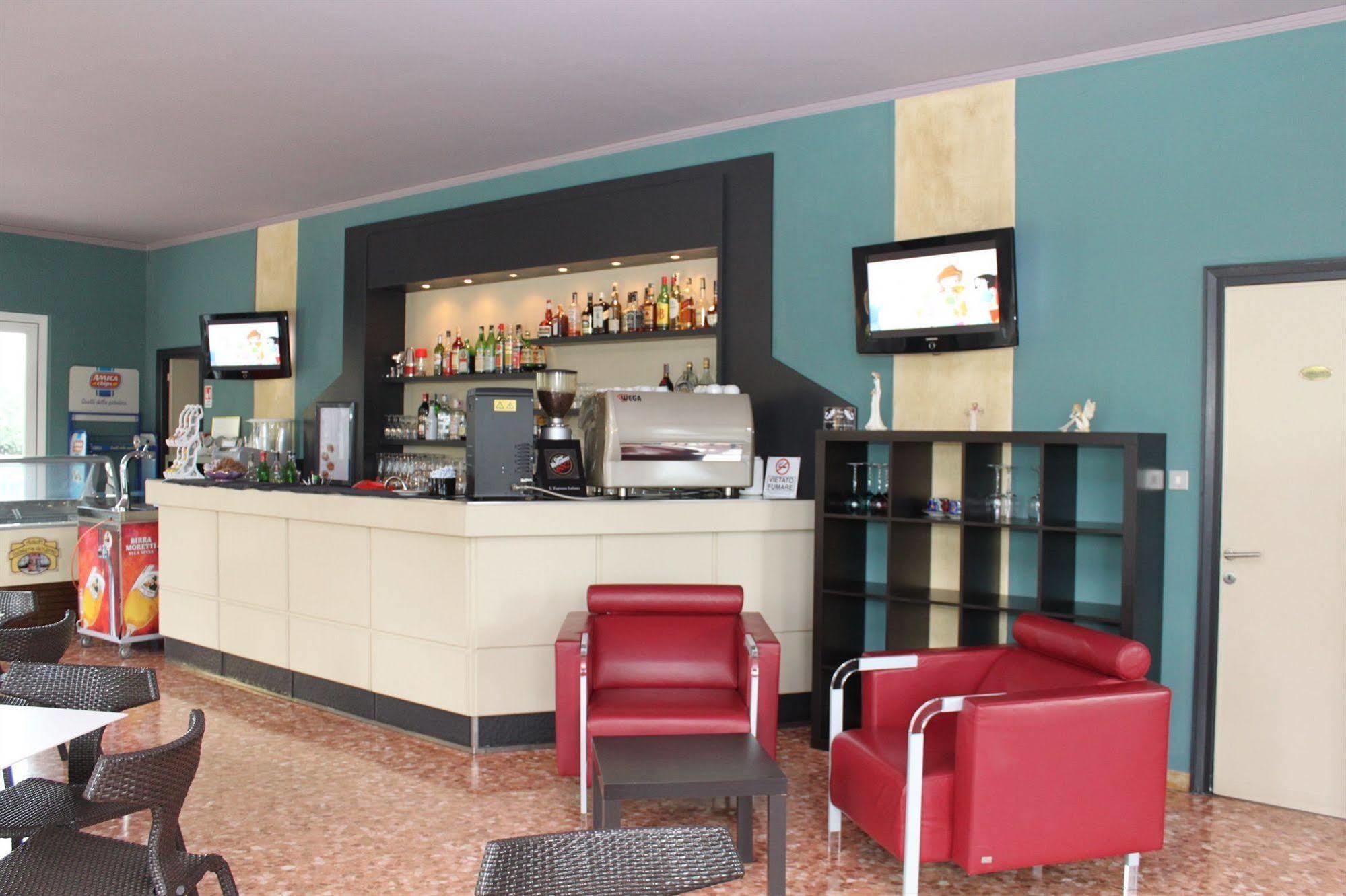 Hotel Mirabello Σιρμιόνε Εξωτερικό φωτογραφία